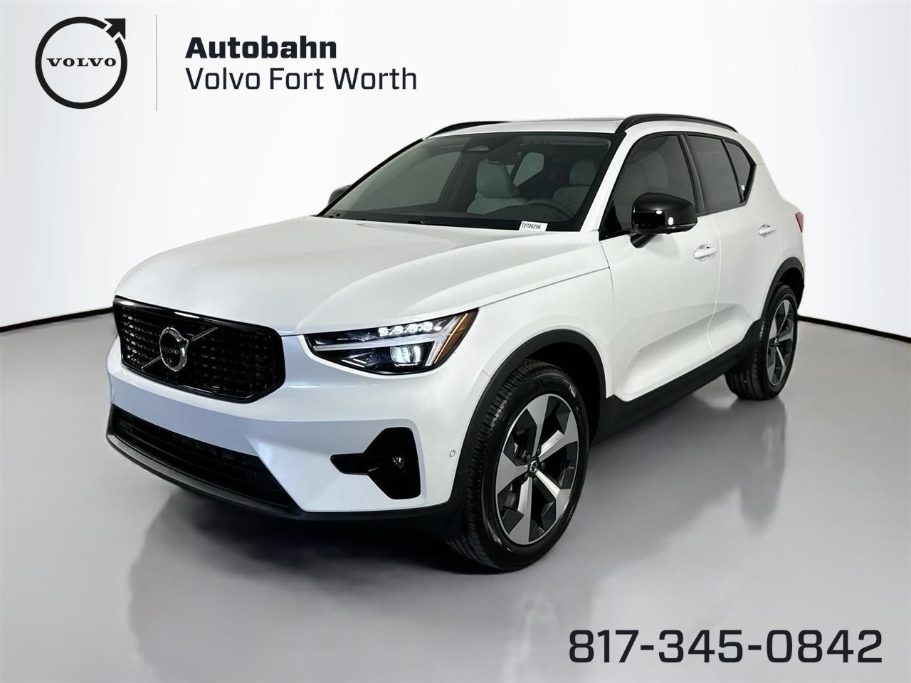 2026 Volvo XC40 Plus's photo