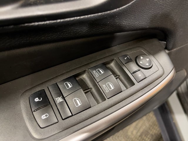 2022 Jeep Cherokee Limited photo 14