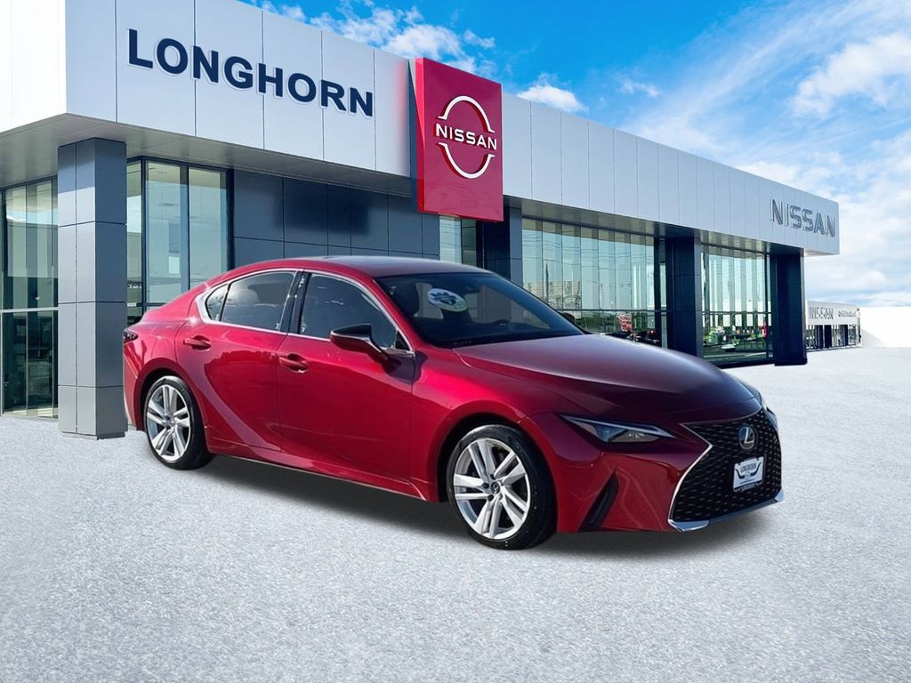 2023 Lexus IS Base's photo