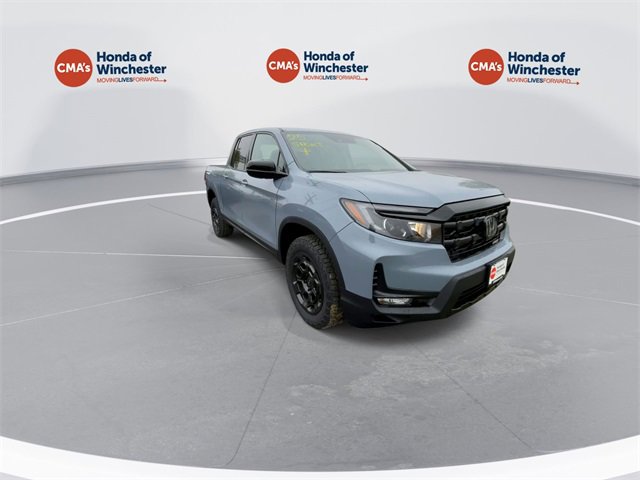 2025 Honda Ridgeline Sport photo 2