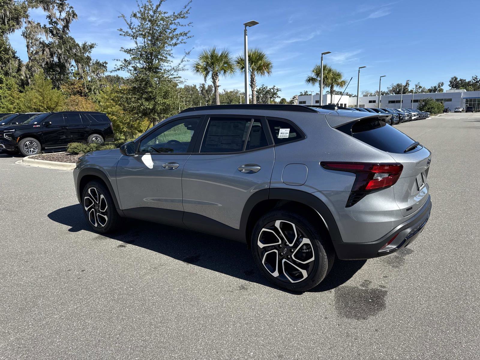 2026 Chevrolet Trax photo 2