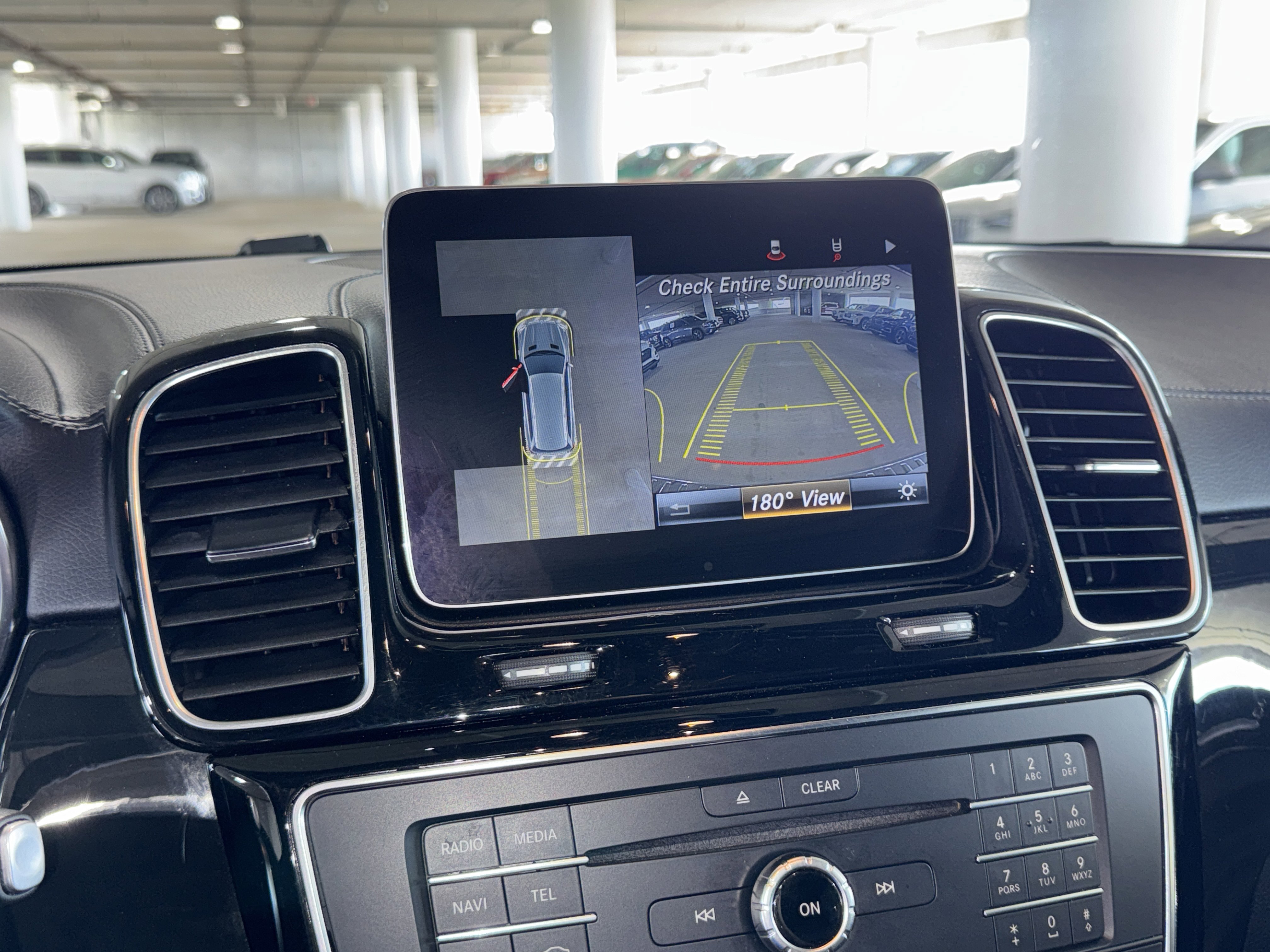 2019 Mercedes Benz GLS 450 4MATIC photo 4