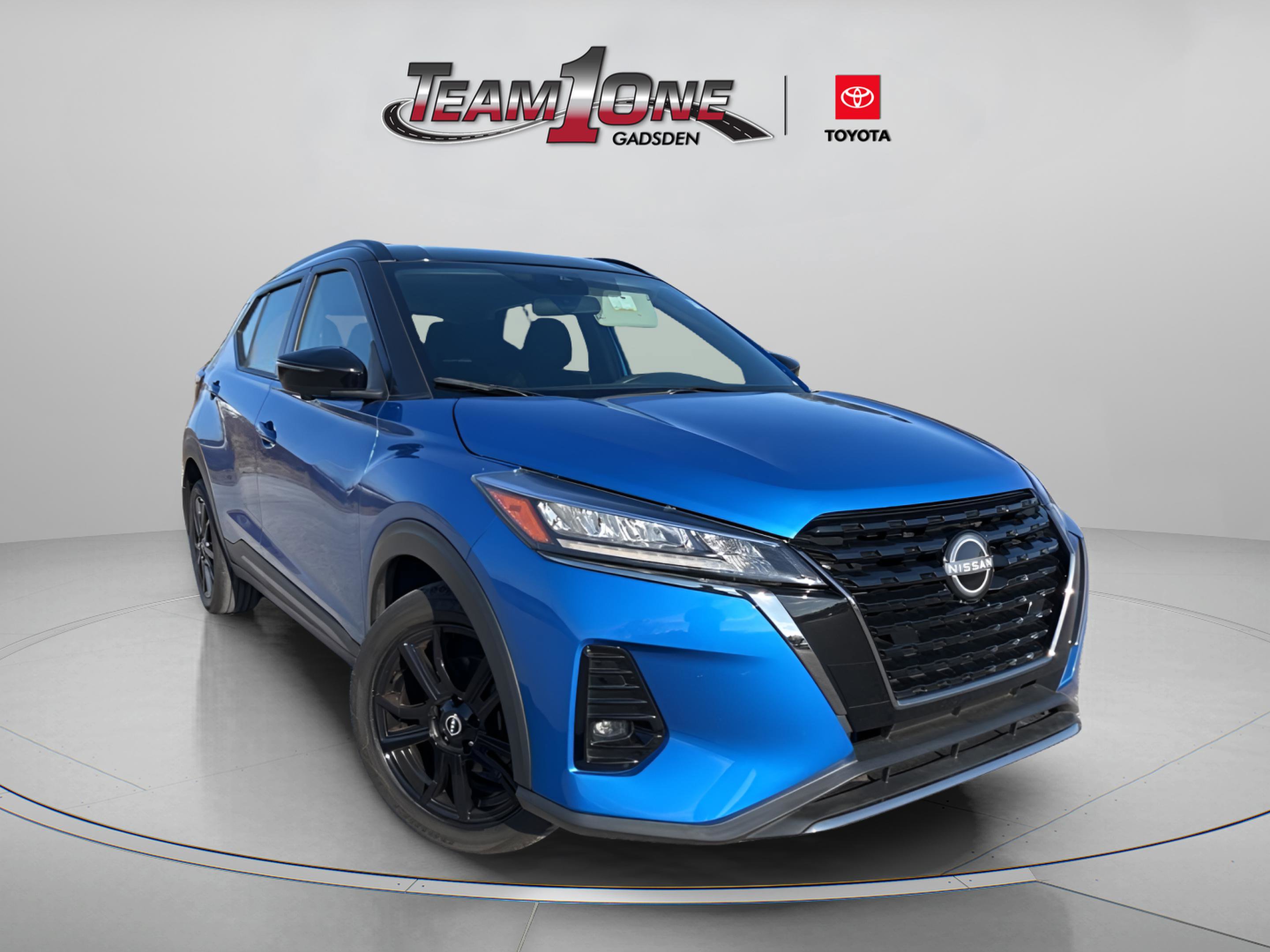 2024 Nissan Kicks SR's photo