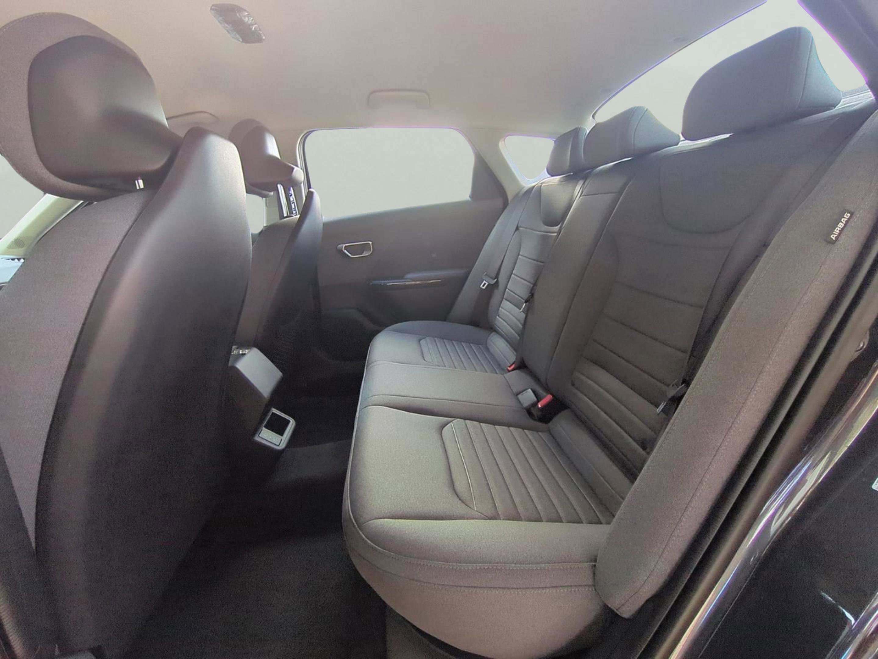 2025 Kia K4 EX photo 12