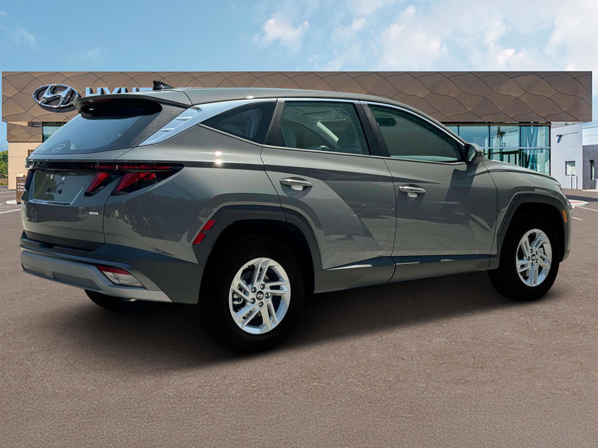 2025 Hyundai Tucson SE photo 8