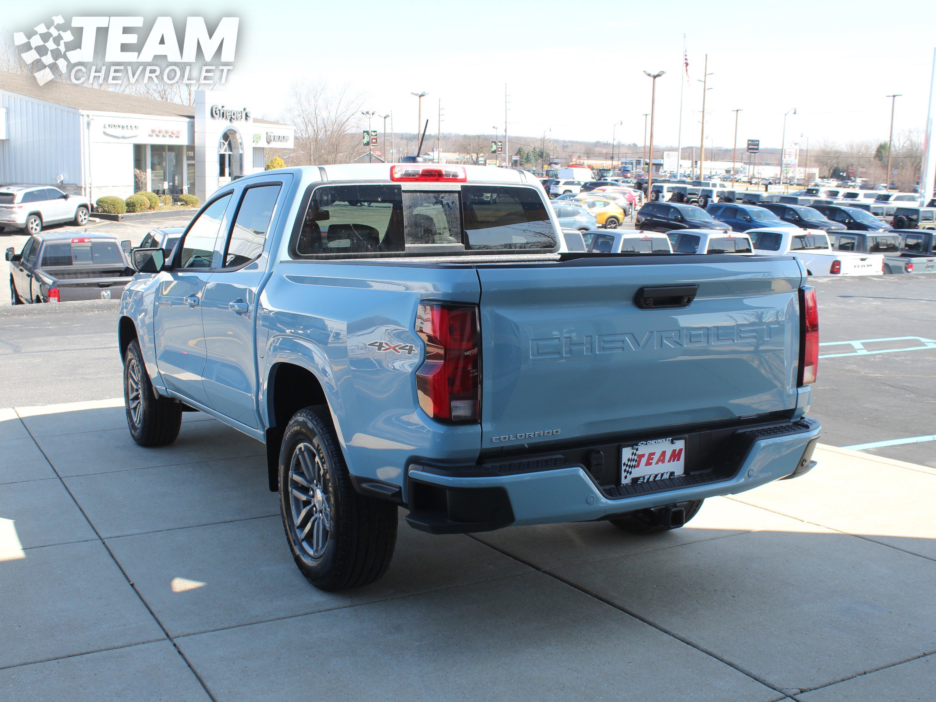 2025 Chevrolet Colorado Work Truck LT photo 6