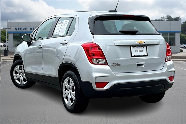 2019 Chevrolet Trax LS photo 4