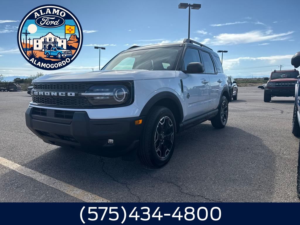 2025 Ford Bronco Sport Outer Banks's photo