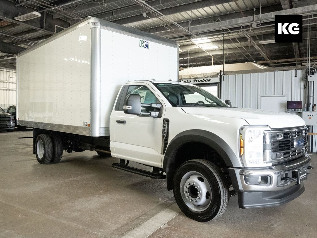 2025 Ford F-550 Super Duty Chassis Cab XL's photo