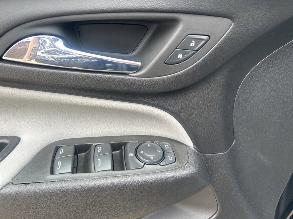 2022 Chevrolet Equinox LT photo 10