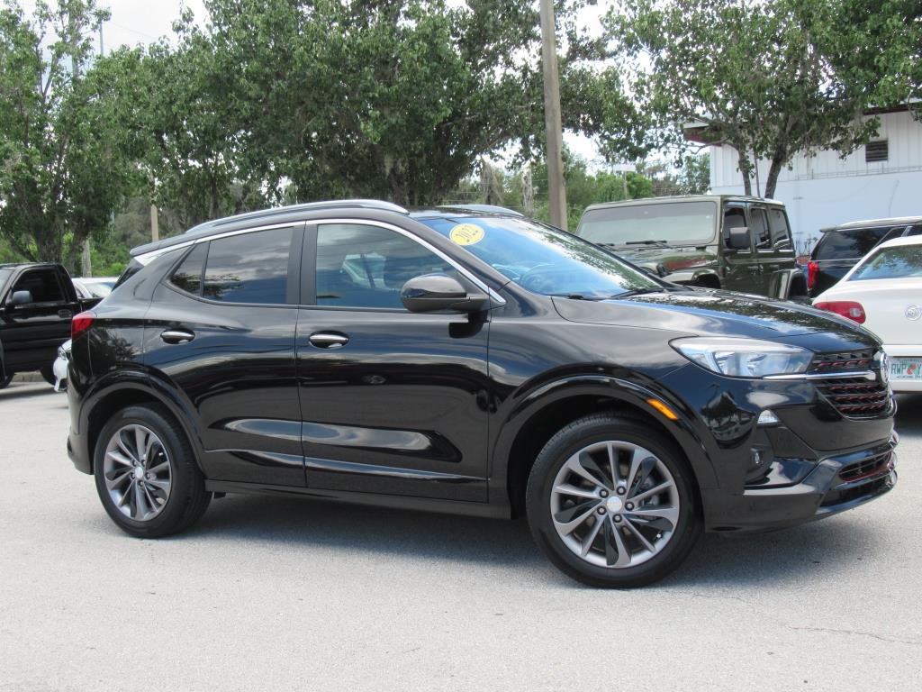 2022 Buick Encore GX Select photo 2