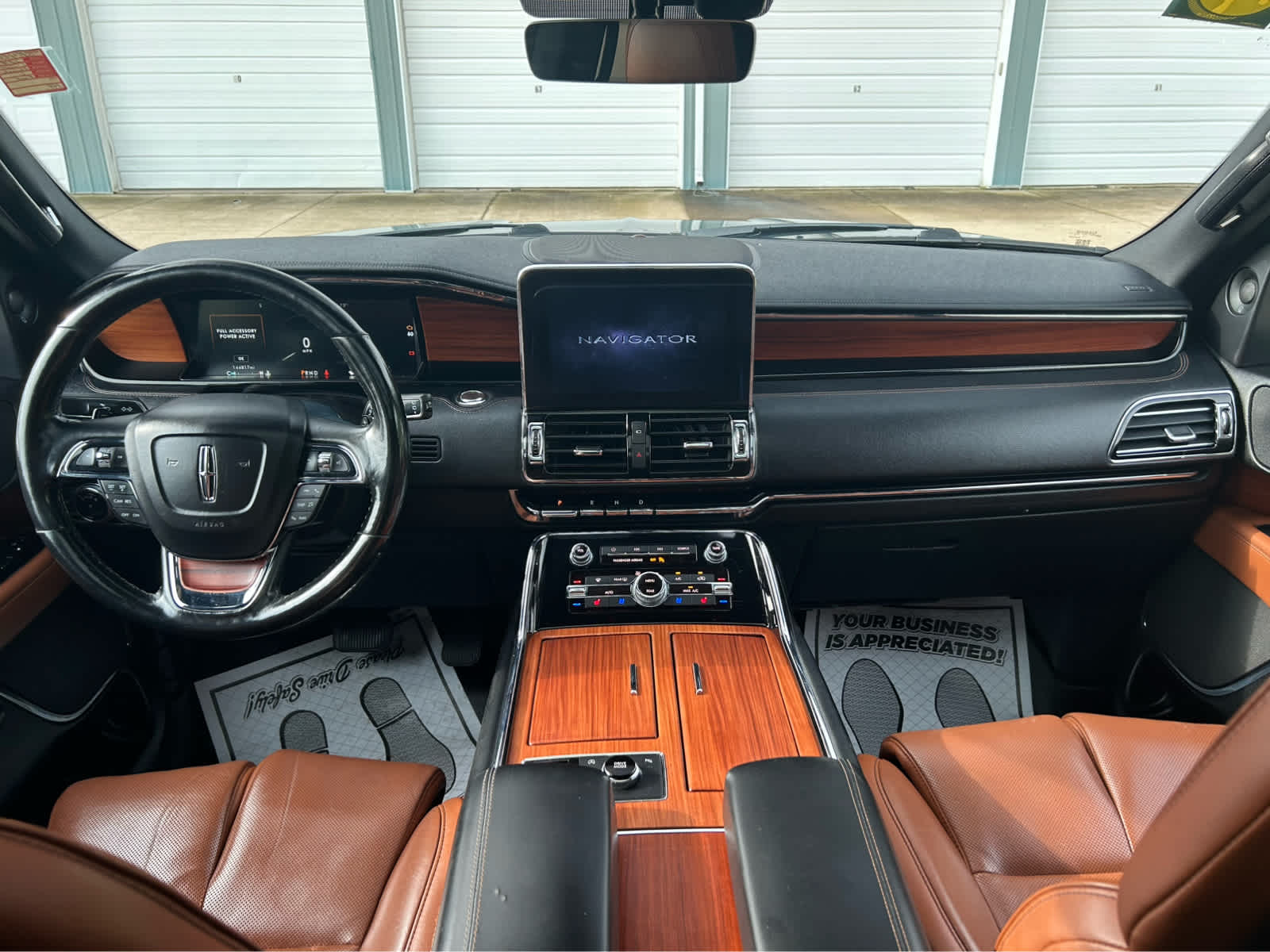 2018 Lincoln Navigator L Reserve photo 14