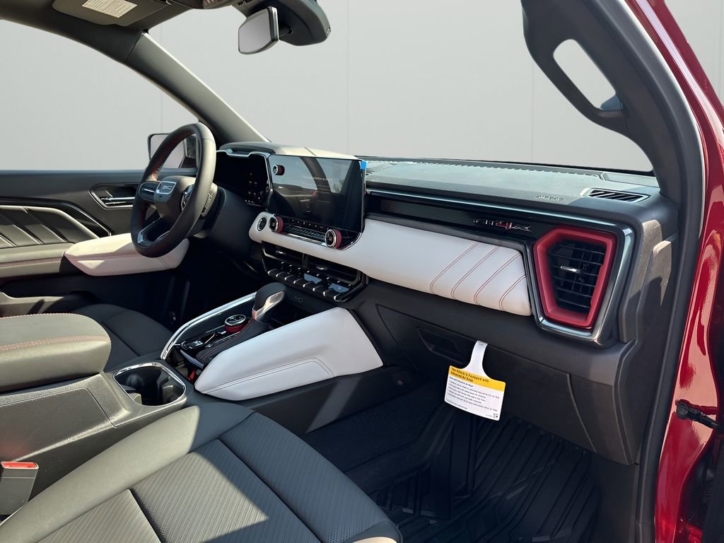 2026 Gmc Canyon AT4 photo 13