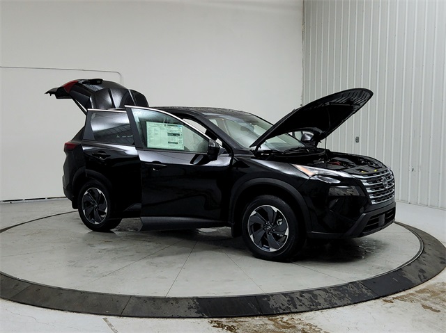 2025 Nissan Rogue SV photo 8
