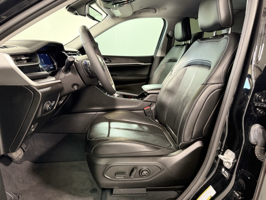 2023 Jeep Grand Cherokee Limited photo 8