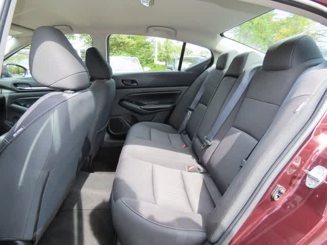 2023 Nissan Altima 2.5 SV photo 13