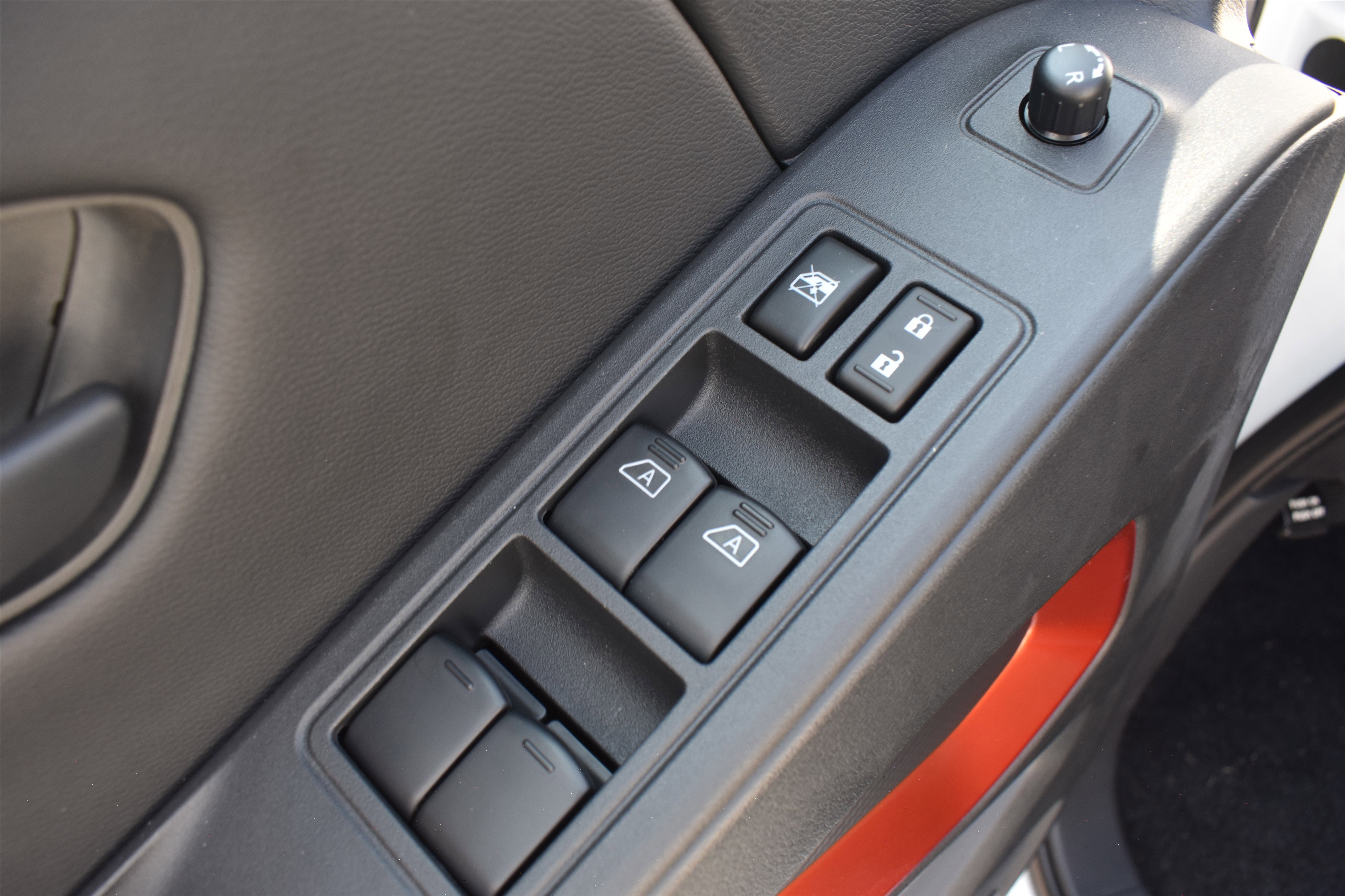 2026 Nissan Frontier Crew Cab PRO-4X photo 5
