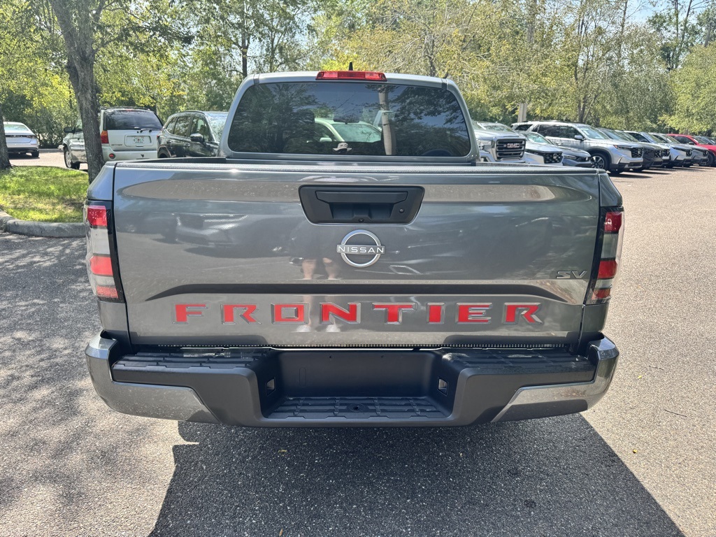 2023 Nissan Frontier SV photo 5