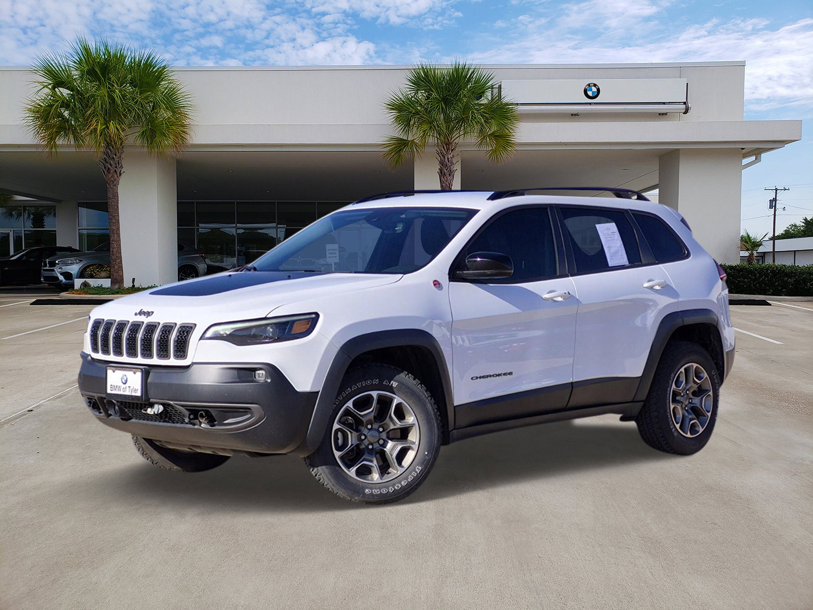2022 Jeep Cherokee Trailhawk's photo