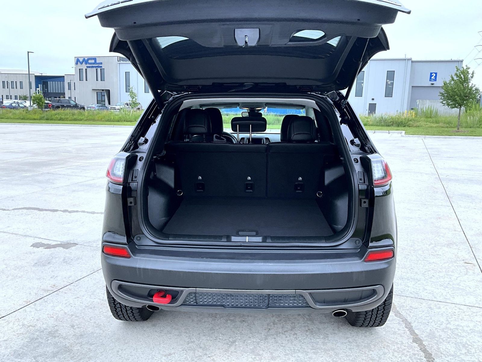 2022 Jeep Cherokee Trailhawk photo 5