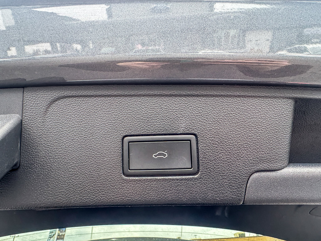 2025 VOLKSWAGEN ATLAS CROSS SPORT - Image 21