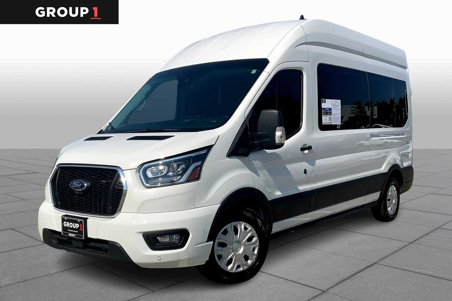Pre-Owned 2023 Ford Transit Passenger XLT Full-size Passenger Van