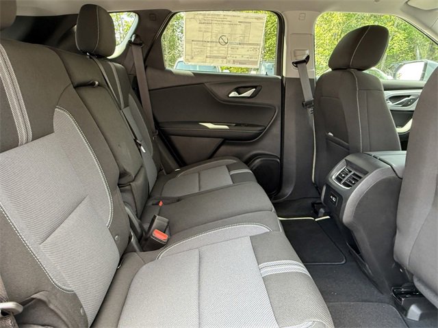 2025 Chevrolet Blazer 2LT photo 17