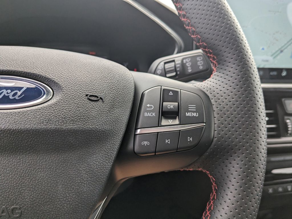 2025 Ford Escape ST-Line photo 26