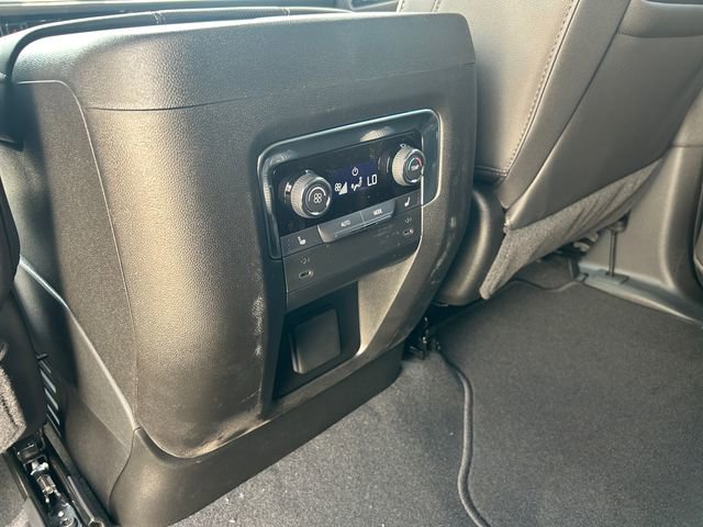 2025 Chevrolet Tahoe Premier photo 15