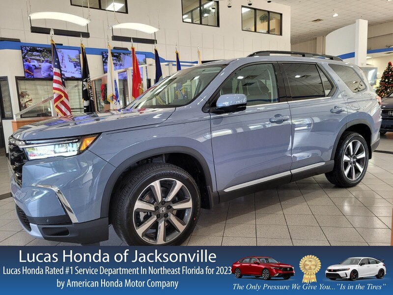 2025 Honda Pilot Elite's photo