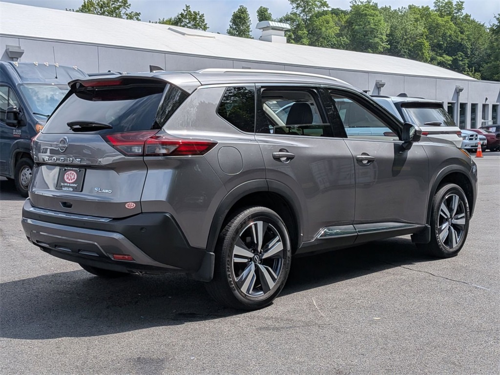 2023 Nissan Rogue SL photo 3