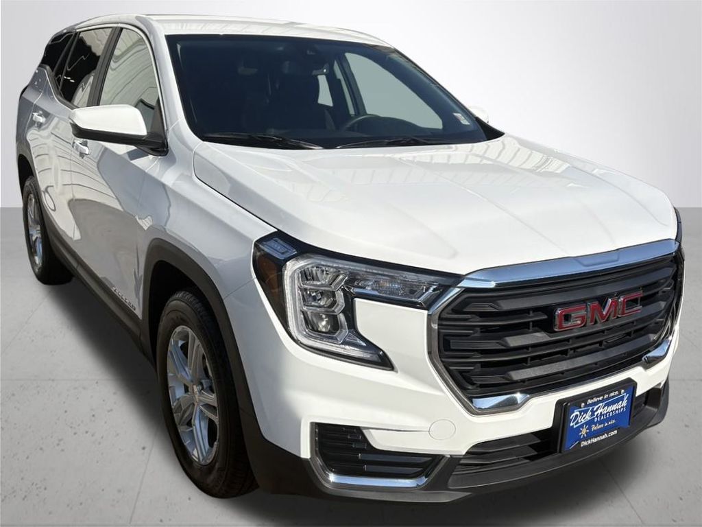 2022 Gmc Terrain SLE photo 5