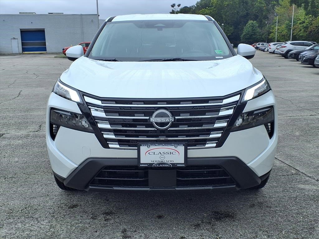 2026 Nissan Rogue SV photo 2