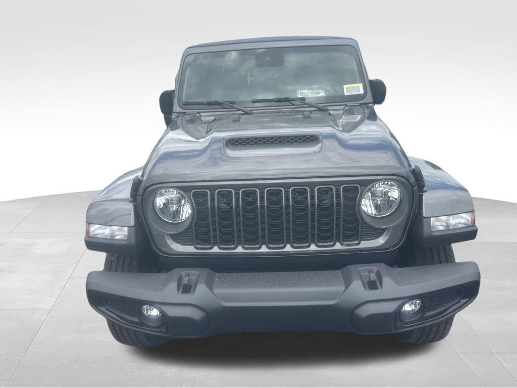 2025 Jeep Gladiator Sport S photo 3