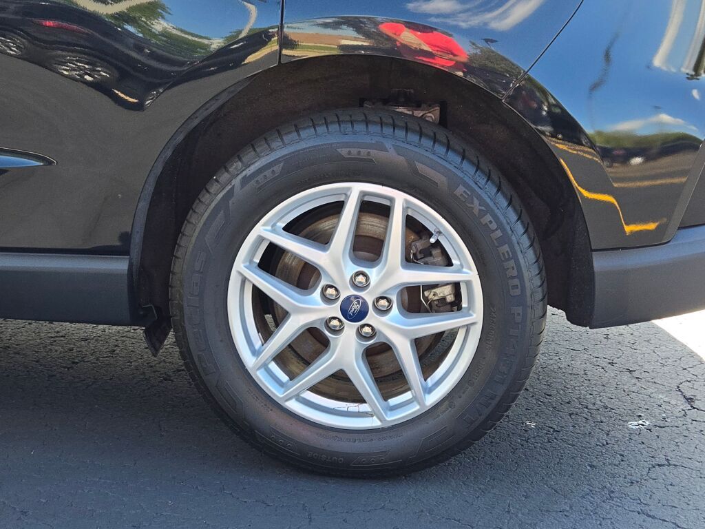 2022 Ford Edge SEL photo 14