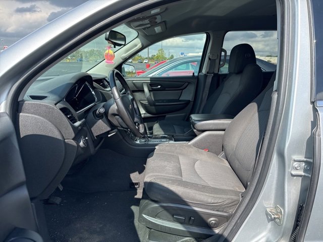 2015 Chevrolet Traverse 1LT photo 8