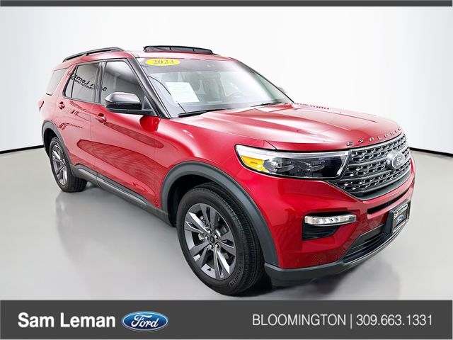 2023 Ford Explorer XLT's photo