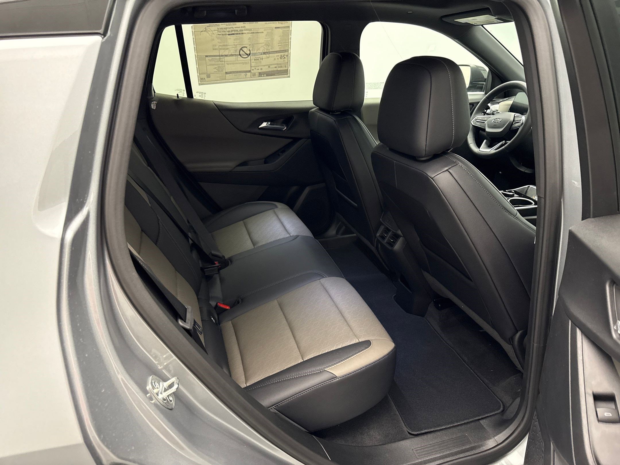 2026 Chevrolet Equinox LT photo 22