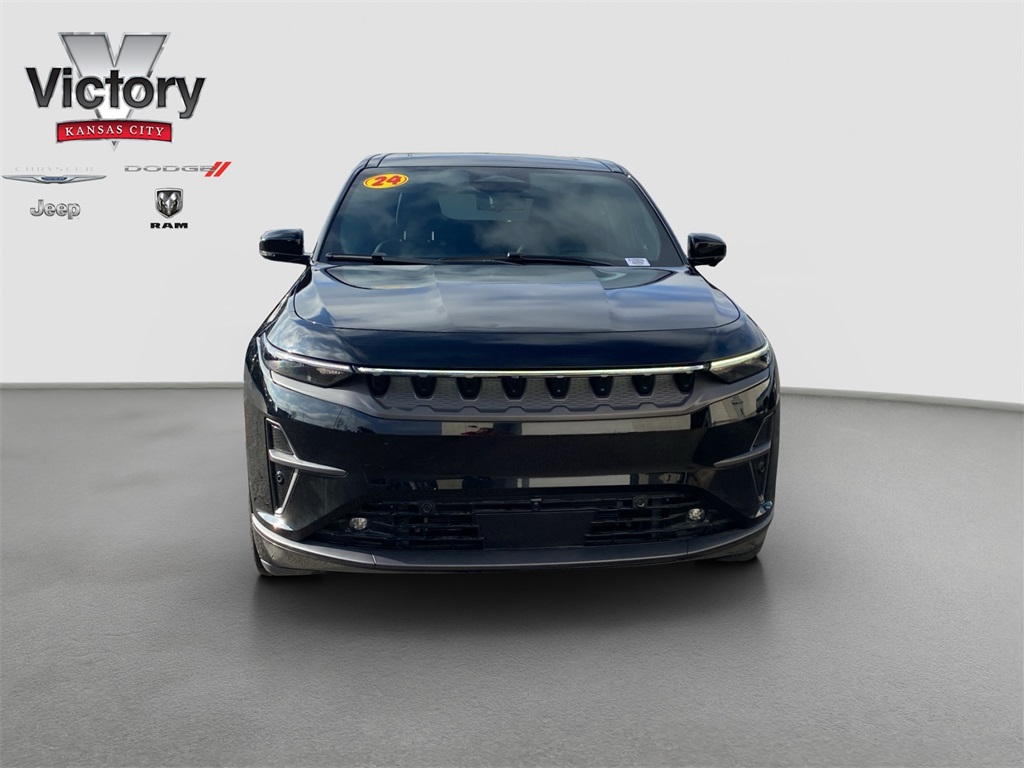 Used 2024 Jeep Wagoneer S Launch Edition with VIN 3C4RJNAK7RT176979 for sale in Kansas City