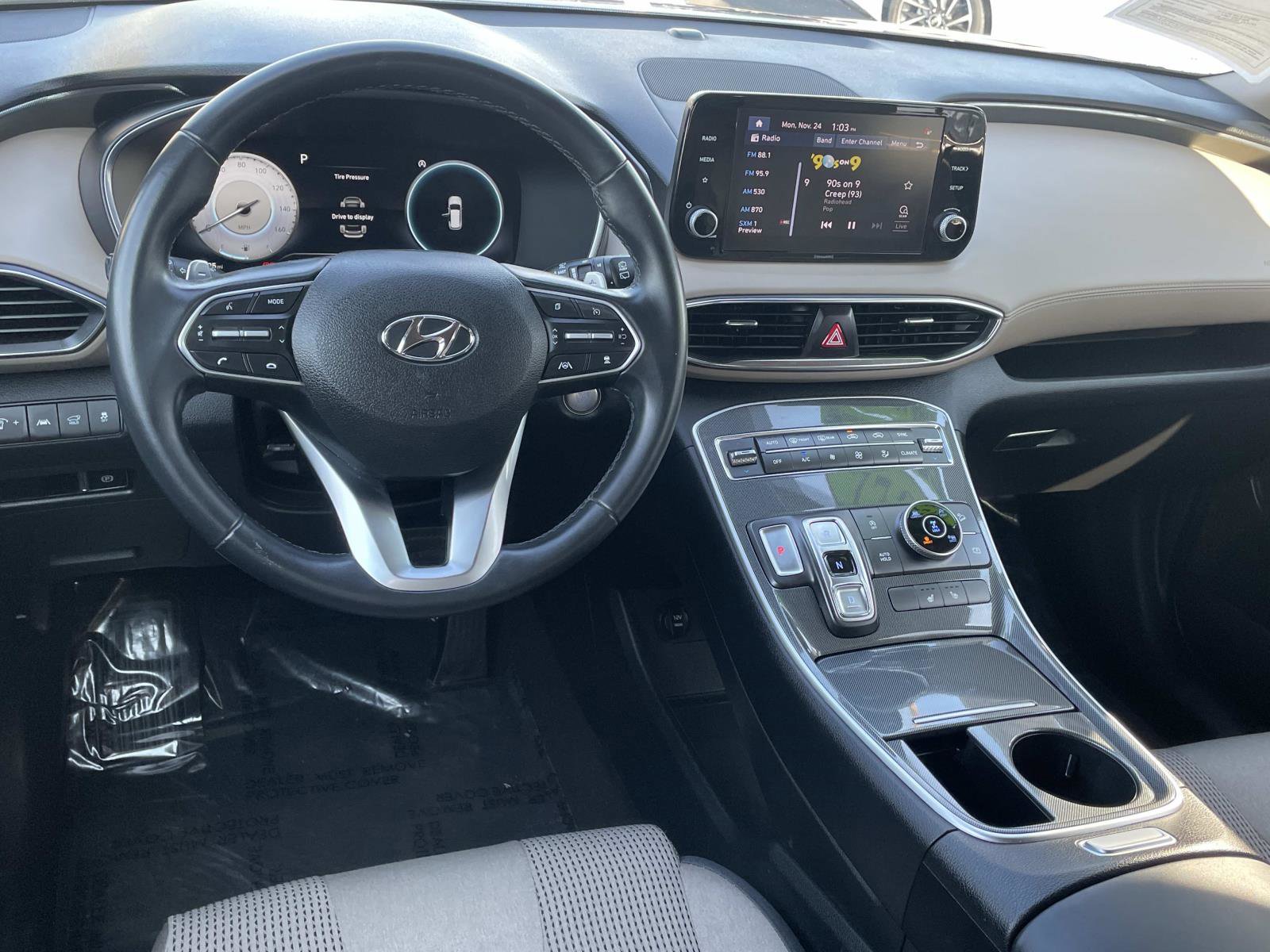2022 Hyundai Santa Fe SEL photo 4