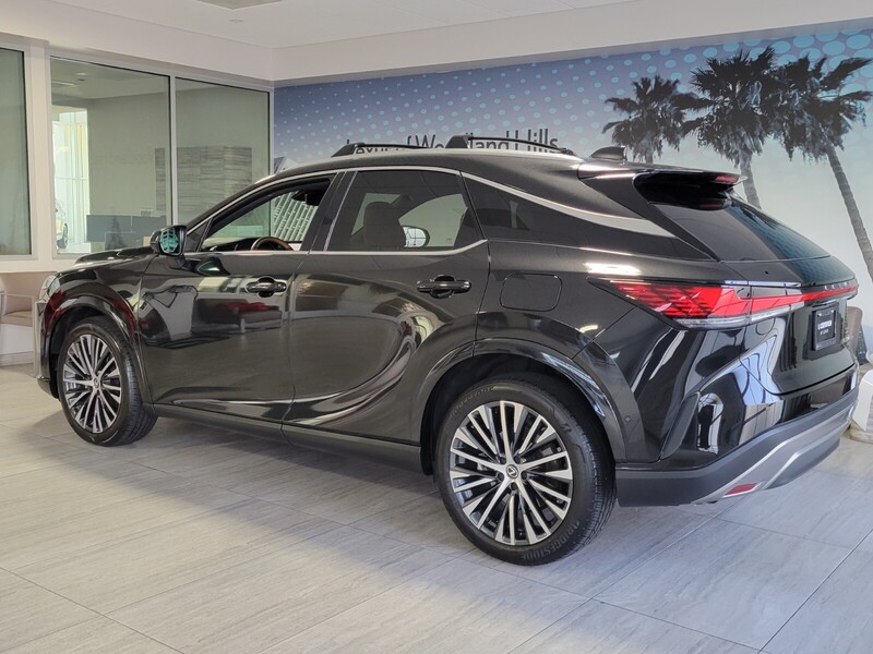 2024 Lexus RX 350 Premium photo 3