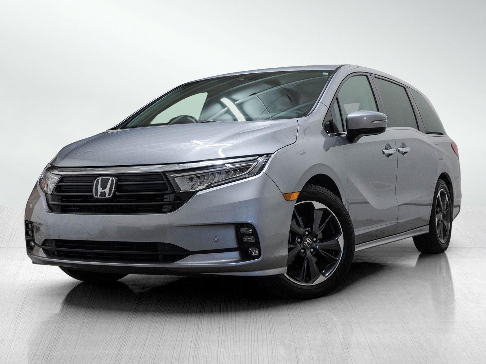 2023 Honda Odyssey Elite's photo