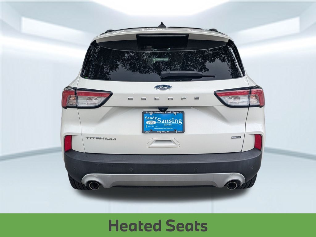 2020 Ford Escape Titanium Hybrid photo 4