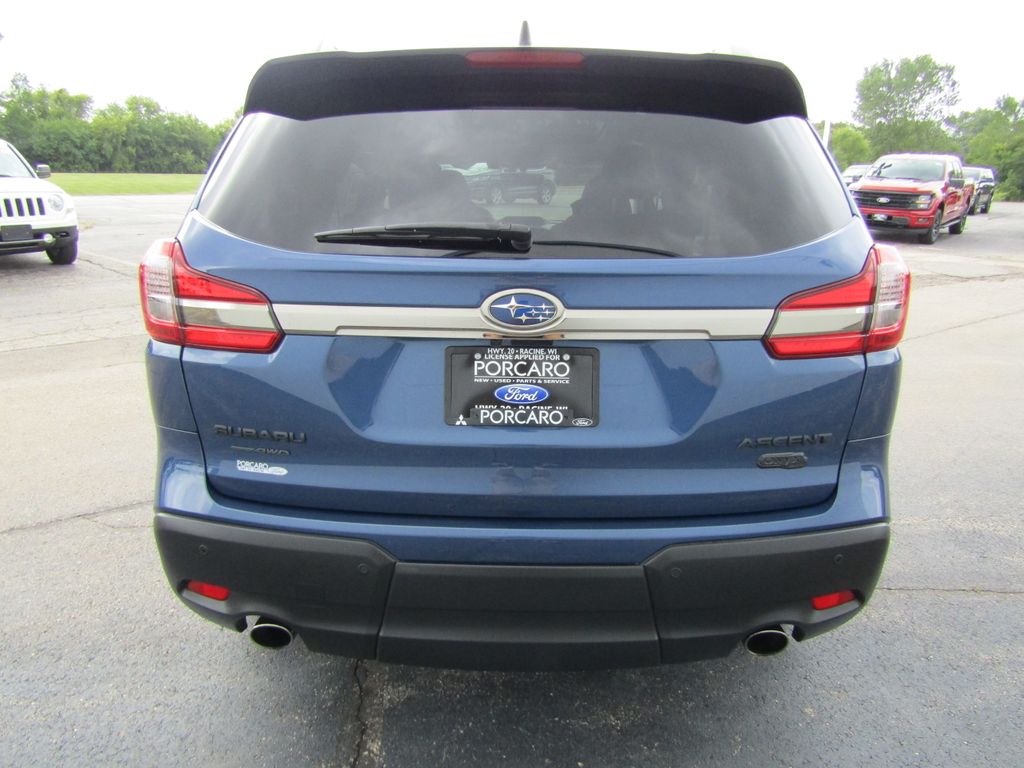 2022 Subaru Ascent Onyx Edition photo 6