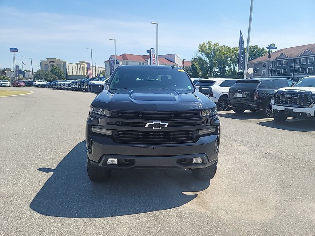 2020 Chevrolet Silverado 1500 RST photo 2