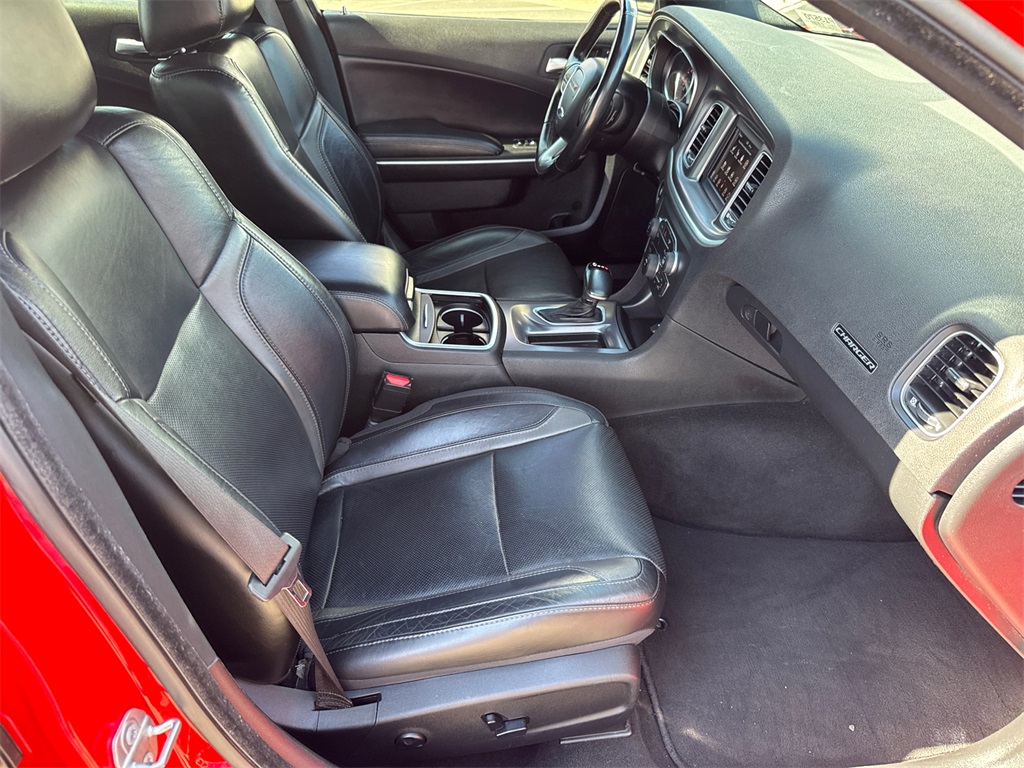2021 Dodge Charger SXT photo 14