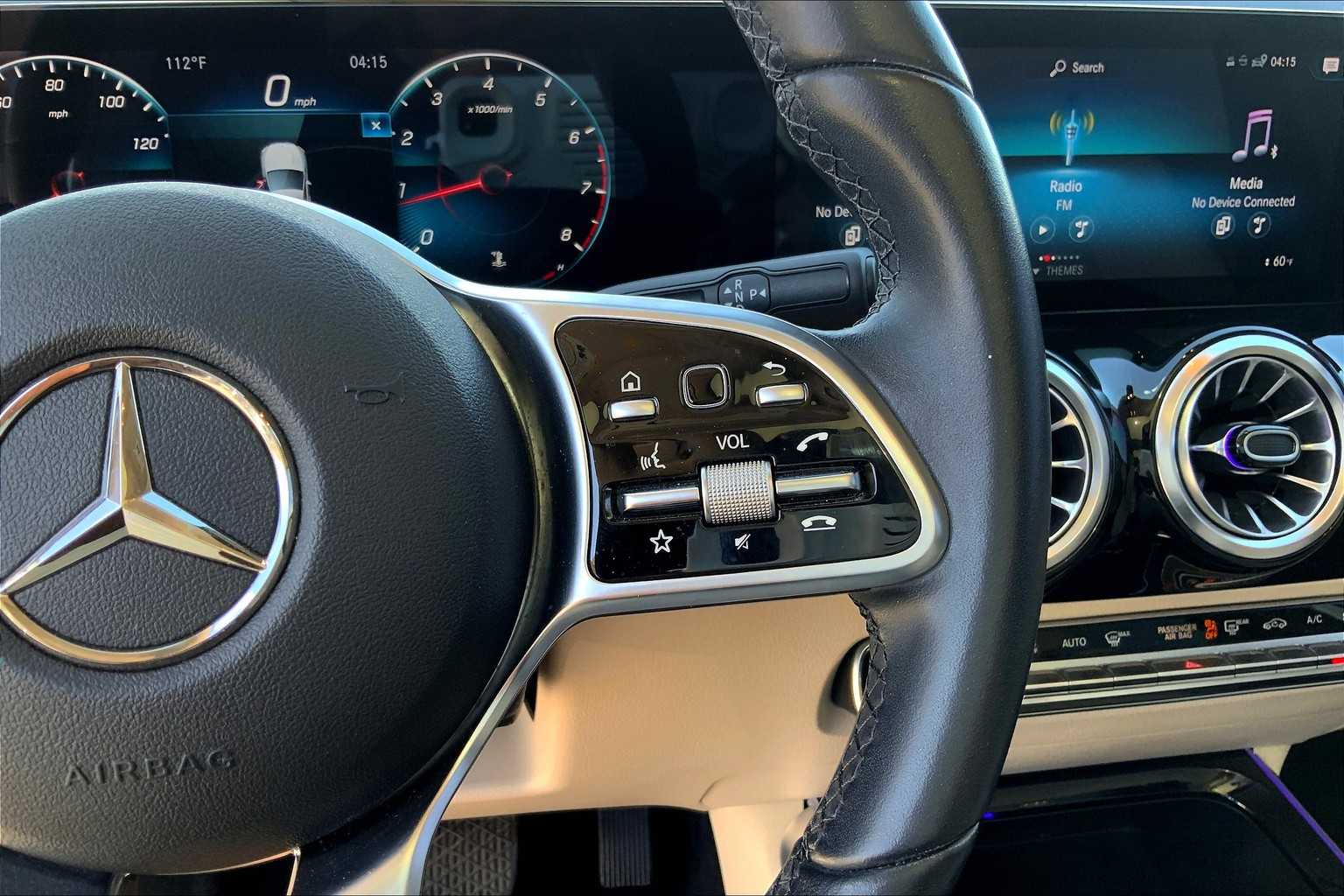 2022 Mercedes Benz GLA 250 4MATIC photo 22
