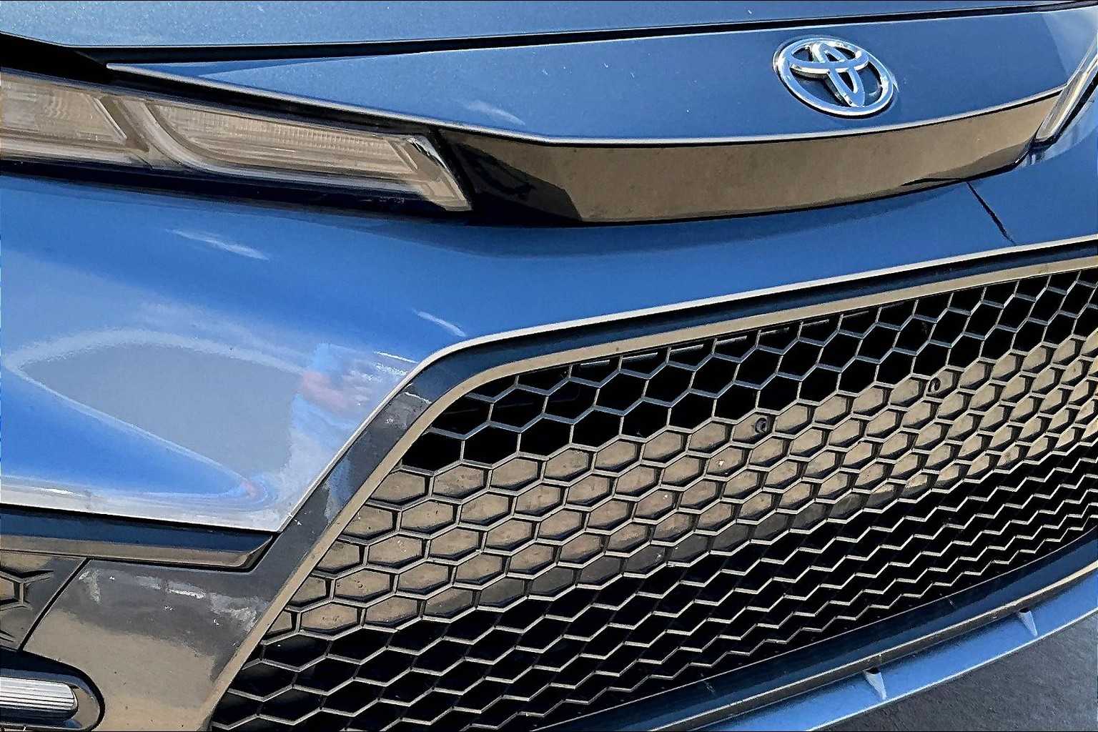 2020 Toyota Corolla SE photo 27