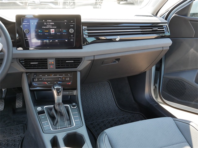 2025 Volkswagen Jetta 1.5T SE photo 22