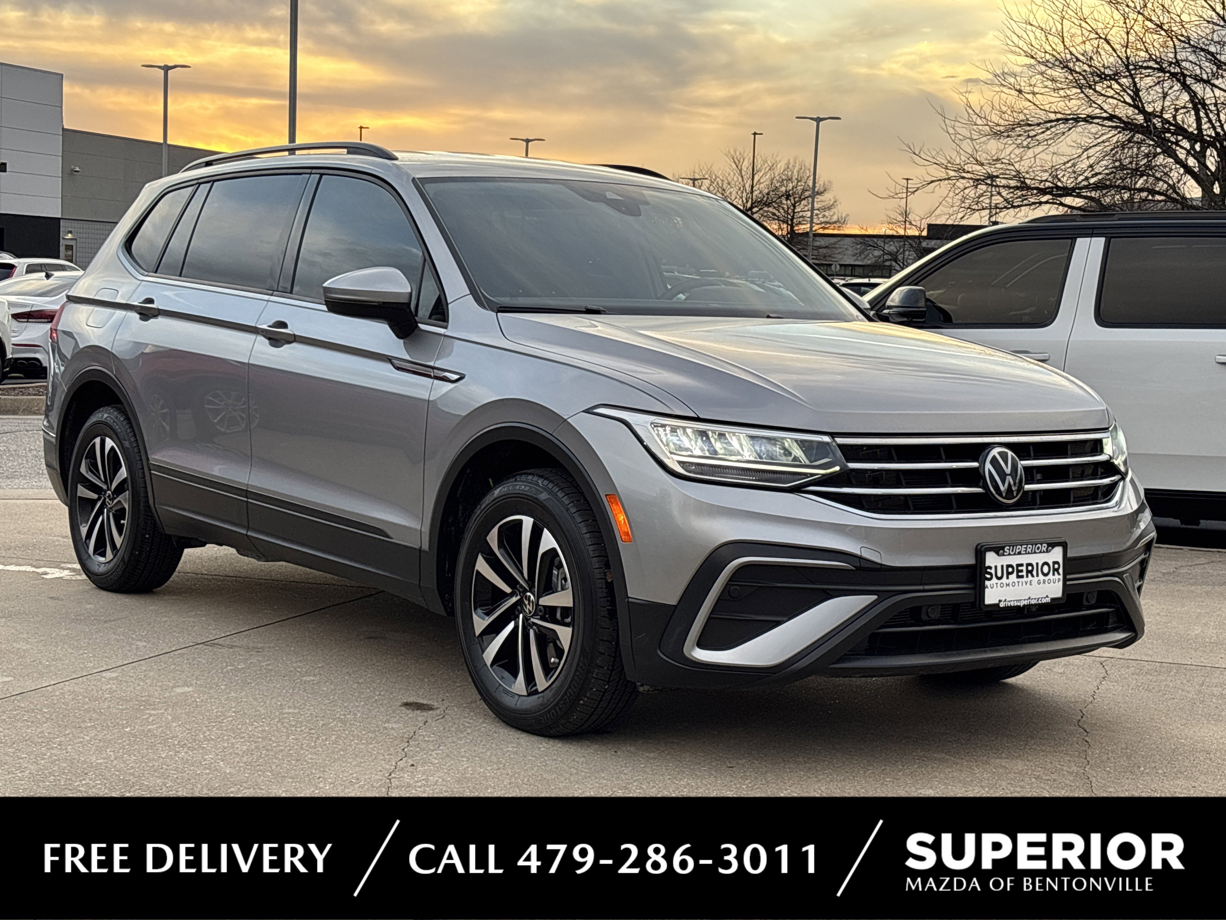 2024 Volkswagen Tiguan S's photo